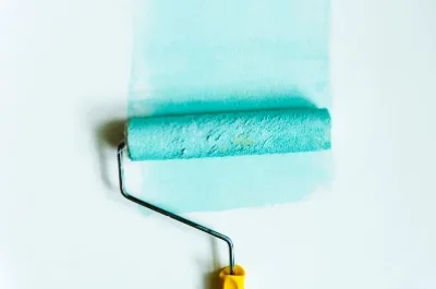 Peinture intérieure à Becquigny — murs, plafonds et boiseries